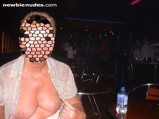 A few more flashing pics, one at a time!!