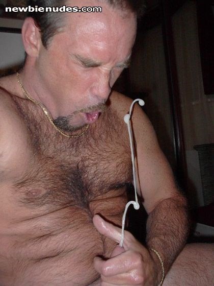 I Fucking LOVE To Jerk Off and Shoot My Hot Thick CUM!!!!