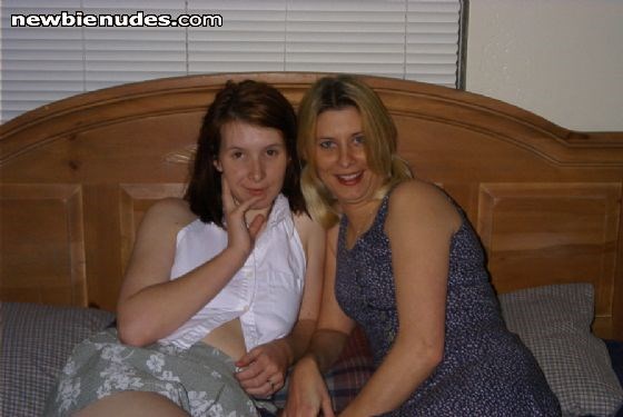 who wants to cum on my wife and her sister and if you want more pics of them then leave coments
