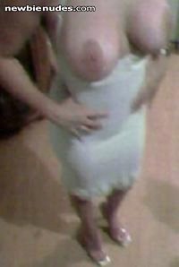 CHECK OUT MY CURVES!44 YEARS OLD,A PETTITE 4'11",BUT WITH HUGE 34D NIPPLES,...