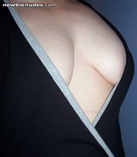 i love showing off  my tits!