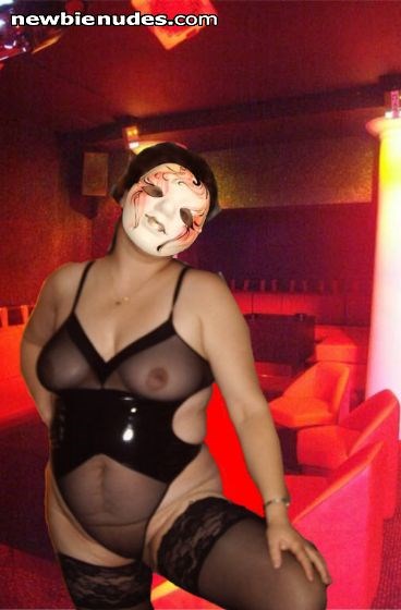 Feel horny - who wants me? mmmm