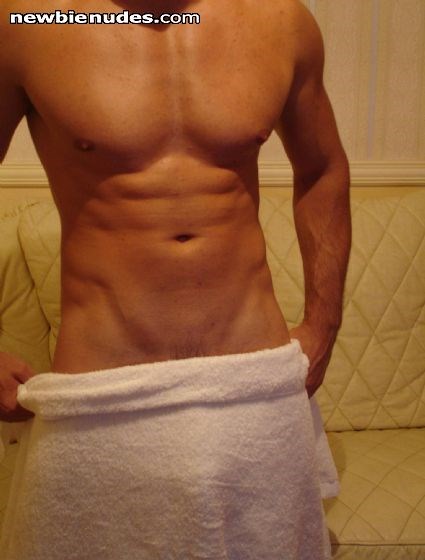 i keep seeing all these body shotz so i thought id post mine for all who hasnt seen em.....