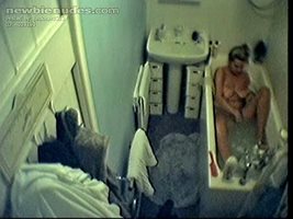 Spycam of her masturbating in bath