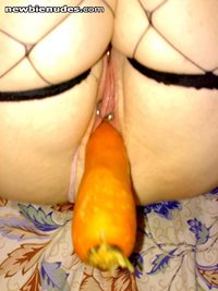 Anyone got a cock that can match up2 that carrot?  Leave comments on what y...
