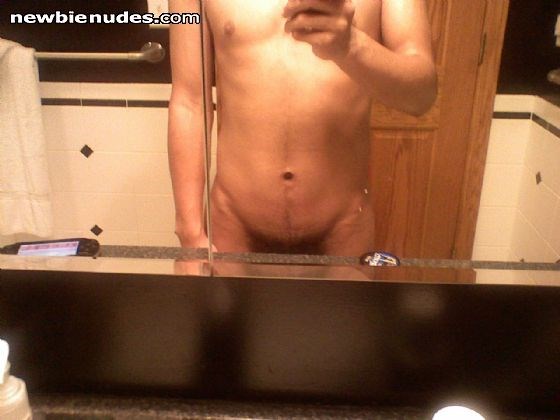 my young body any ladies interested pm me. want to see every inch pm me. want a tribute pm me. please comment im new