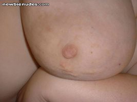 Big tits have big nipples, and Dee's are getting hard. Do you like big nipp...