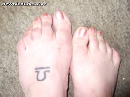 someone said they liked the look of my feet..here is a close up