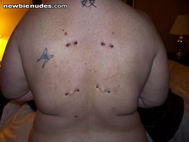 Four 12ga barbells I put in slave rayna.  Sting was looped around them to p...