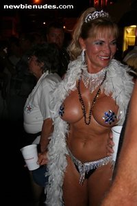 Fantasy Fest Oct 227-31 in Key West. Cum join me, I'll paint your body for ...