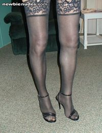 hope you like my legs i love wearing stockings  suexxxxxxxxxxxx