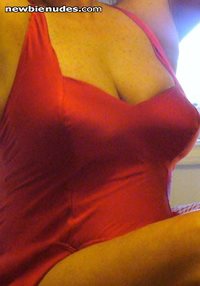 I look busty in this red, huh?