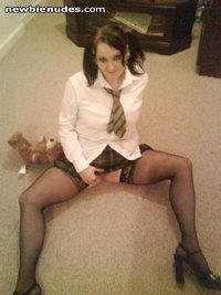latest schoolgirl pics for my pervy fans