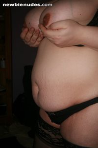 bbw posing with tits out looking pregnant