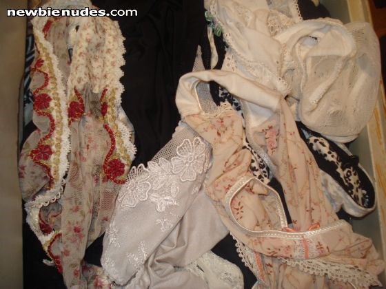 Her panty drawer...mmmmmmm