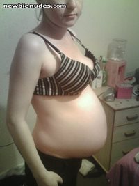 pregnant girls are so sexy dont you think