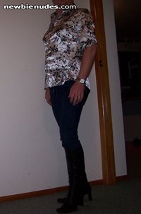 Trying on my new blouse. Love my skinny jeans and boots as well.