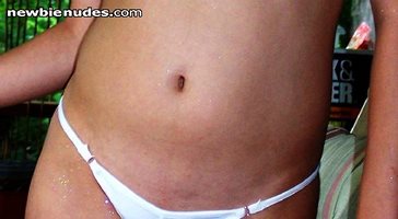 Had one request for pics of Aprils BellyButton....if any of you girls & guy...