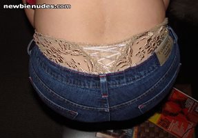request for gold lace panty pic (no cock)