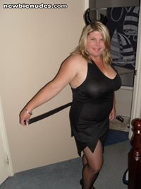 new outfit, we luv ur comments, the dirtier the better. pic swap of ur hot ...