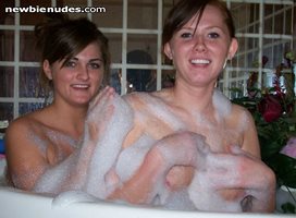 True friendship is sharing a bath, dit is echte vriendschap :-)
