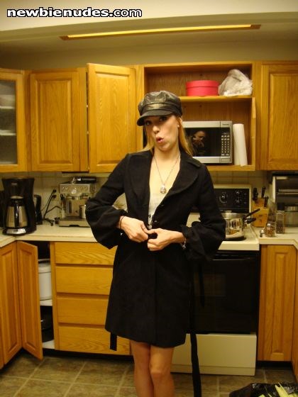 Going clubbing, lets see whats under there