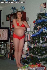 38 weeks pregnant, :) Merry Xmas