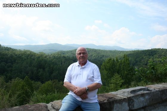 I need some one to take some nude pictures of me to post here.