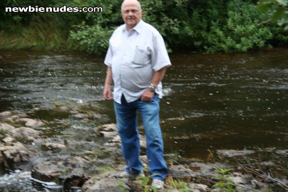 I need some one to take some nude pictures of me to post here.