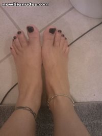 Can u think of anyone on NN who has hotter feet?