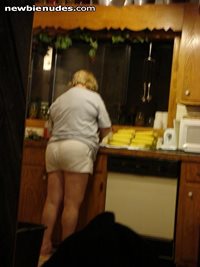 Making dinner for hubby, later that night he put an ear of corn in my pussy...