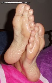 oily soles