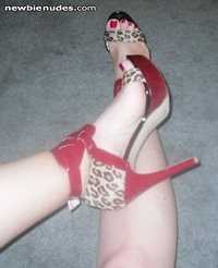 I love my new shoes...I love them a lot!