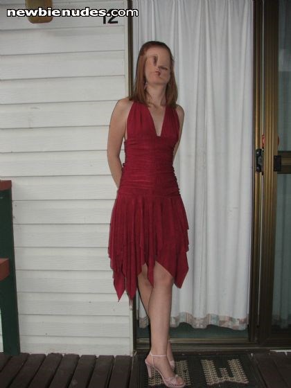 Mrs Froggy dressed, but what is she wearing under the dress