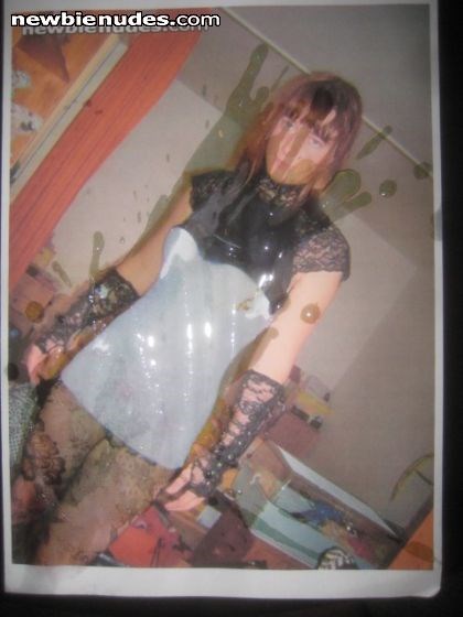 Frisches Sperma ist gut für Muschi und Titten! Und auch für dein Gesicht! ;-)