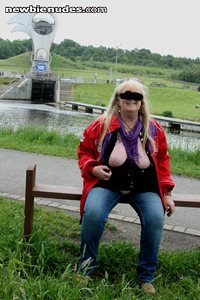 tits out at the falkirk wheel