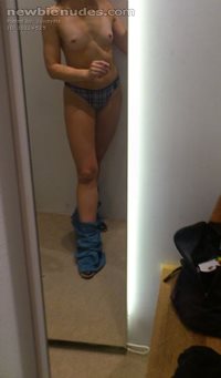 Another one from the fitting room for you honeies!
