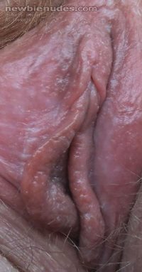 a couple of clitoris close ups for the guys & gals...  what you think ??