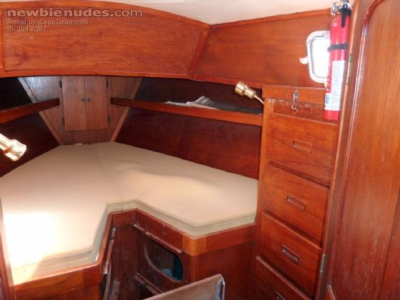 my v-berth, minus sheets!