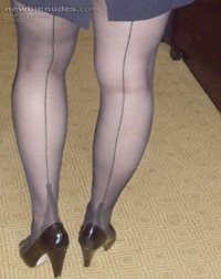 anyone like seamed stockings?