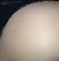 Two men pissing on my belly. This is my first pregnancy, visited two men th...