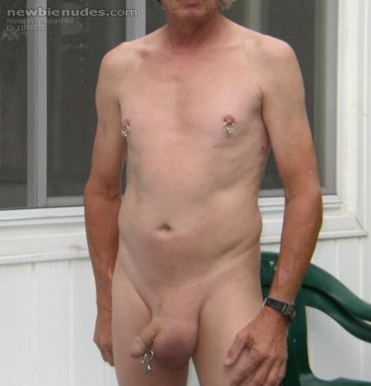 Me nude outside