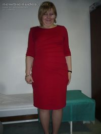 Lady in red - hungry for sex