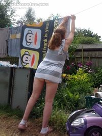 watching her put the washing out gave me a pole of my own