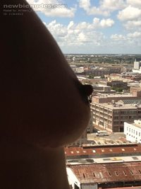 Momma loves the New Orleans view...