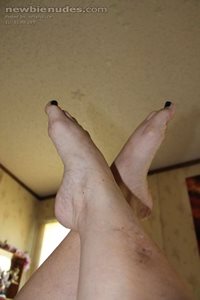 toes pointed