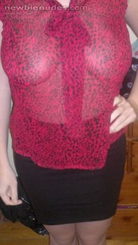 do i need to wear a bra with this top