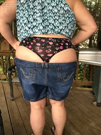 Miki sending me a teaser to work.  Her friend took it for her outside on th...