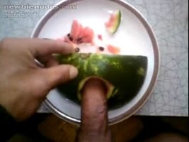 VIDEO Refreshing cool watermelon for my cock, mmmmmm!