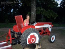 The new look at tractor and still detailing.Oh cam tonight would you like t...